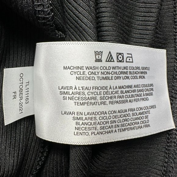 Greg Norman Women's Monica Sleeveless‎ Mock Golf Polo Top, Size Large, Black - Picture 9 of 9